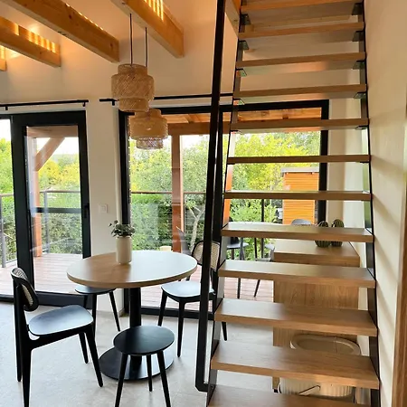 Chalet Slapy شاليه *